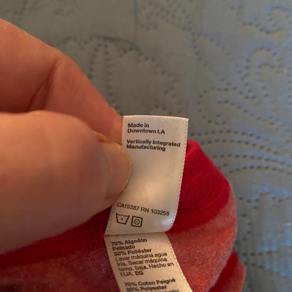 Unisex XL T-shirt: “Real Heroes Don’t Fight Dogs” - Picture 10 of 11